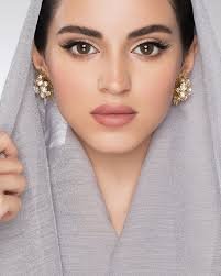 Lensme Monthly Latte