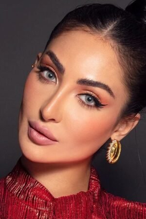 AMARA MONTHLY Caramel Stone