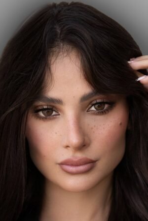 AMARA MONTHLY Barbie Brown